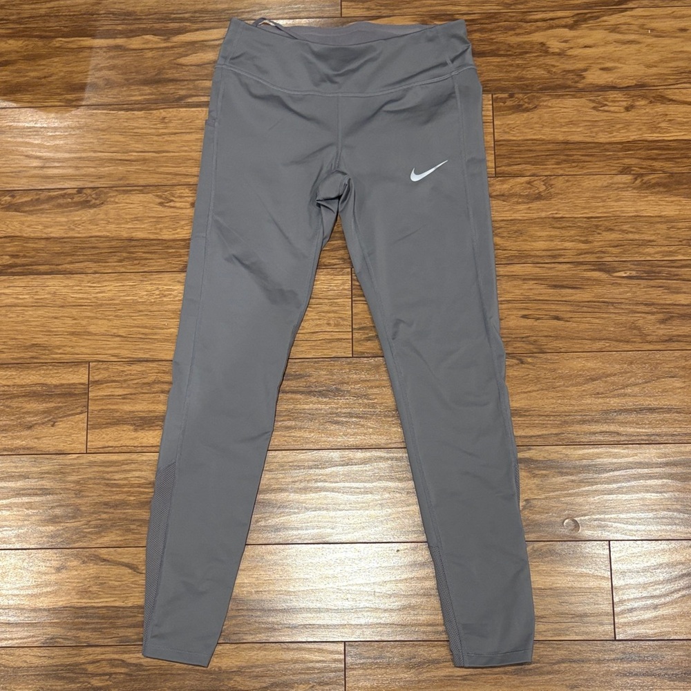 Nike Women Dark Grey Leggings